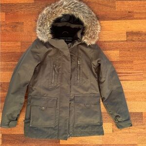 Youth winter jacket size M - PWDR ROOM